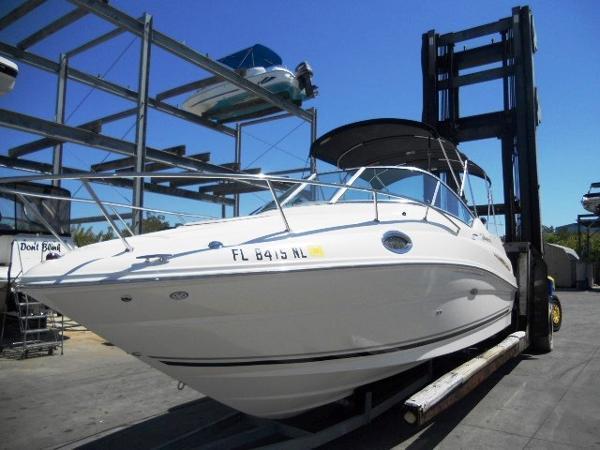 2007 Sea Ray 240 Sundancer