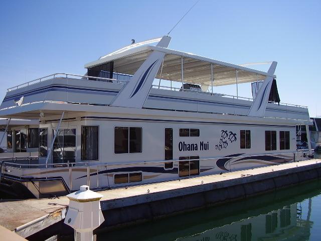 2007 Stardust Custom Houseboat