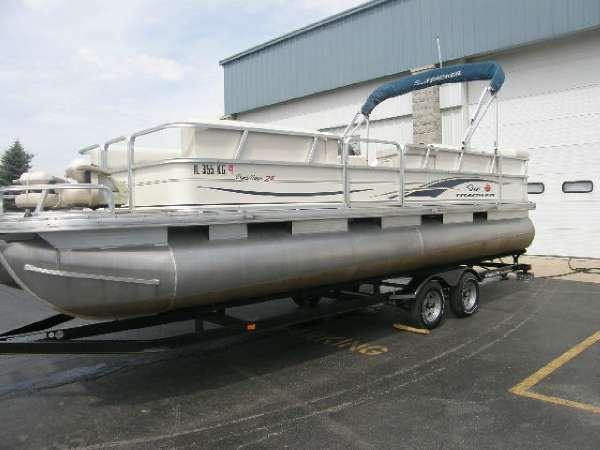 2007 Sun Tracker PARTY BARGE 24 Signature Series