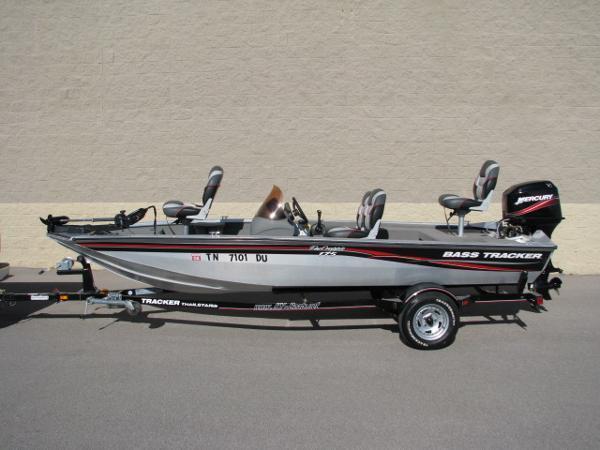 2007 Tracker Pro Crappie 175 - 30 Pictures!