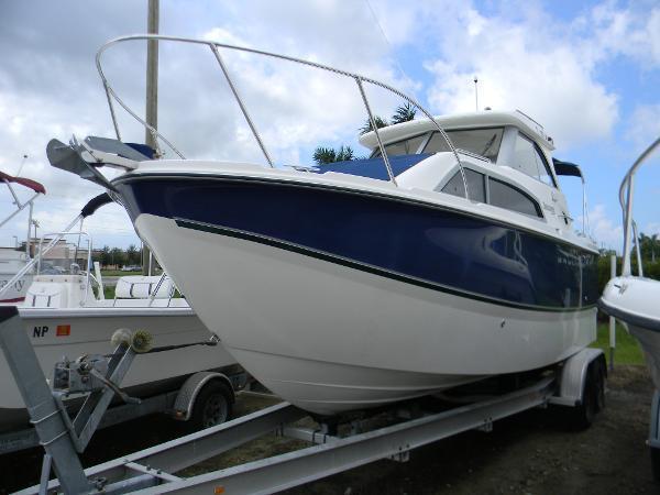 2008 Bayliner Discovery 246