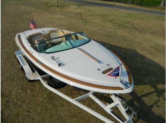 2008 Chris-Craft ncer Woody Heritage Edition