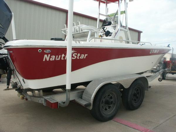 2008 NAUTIC STAR 2110