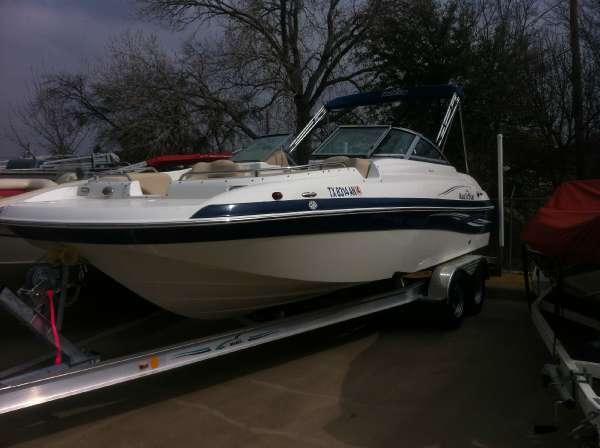 2008 NAUTIC STAR 232 SC IO Sport Deck