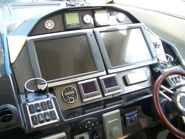 2008 Regal 5260 Commodore