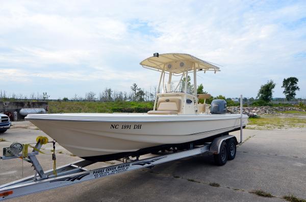 2008 Scout Boats 240 Bay Scout