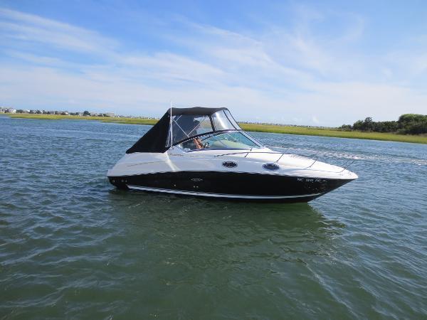 2008 Sea Ray 240 Sundaer