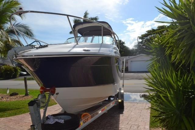 2009 Chaparral 270 Signature