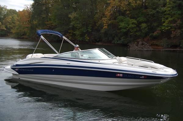 2009 Crownline 252EX