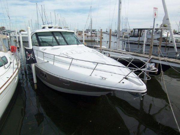 2009 Cruisers Yachts 42 Sports Coupe