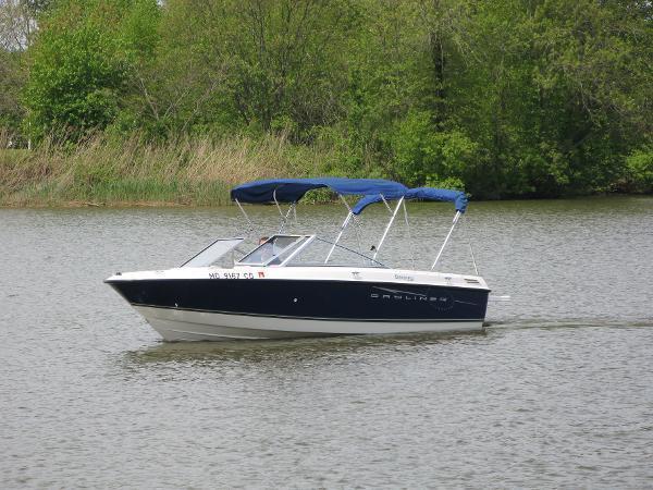 2010 Bayliner 195 Discovery