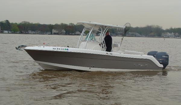 2010 Robalo r-240