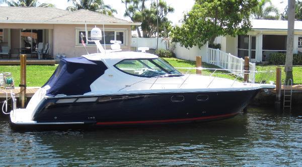 2010 Tiara 3900 Sovran loaded with options and upgrades