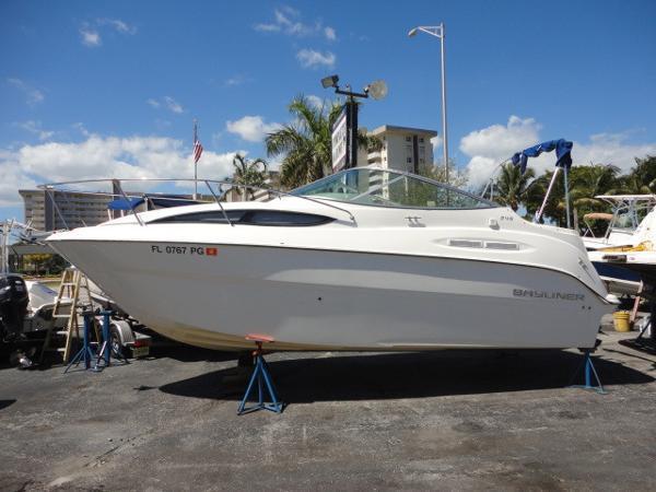 2011 Bayliner 245 Cruiser