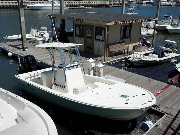 2011 Canyon Bay 2400 (GXH)