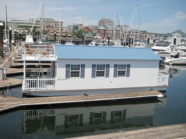 2011 Cataran Cruisers Aqua Lodge