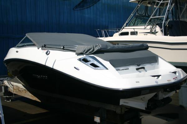 2011 Sea-Doo Sport Boats 180 Challenger SE