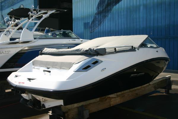 2011 Sea-Doo Sport Boats 180 Challenger SE