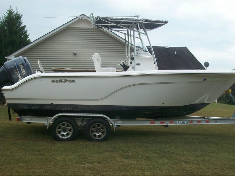 2011 Sea Fox 236 CC