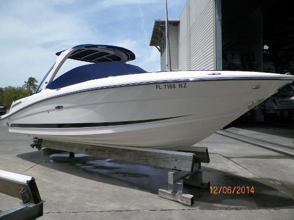 2011 Sea Ray 270 Select
