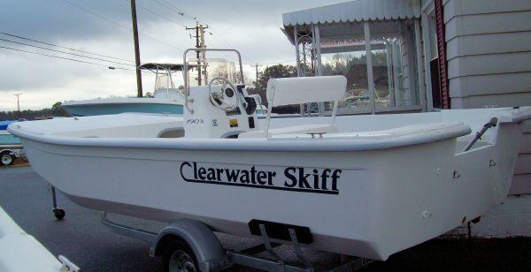 2012 Clearwater 19 DL Skiff