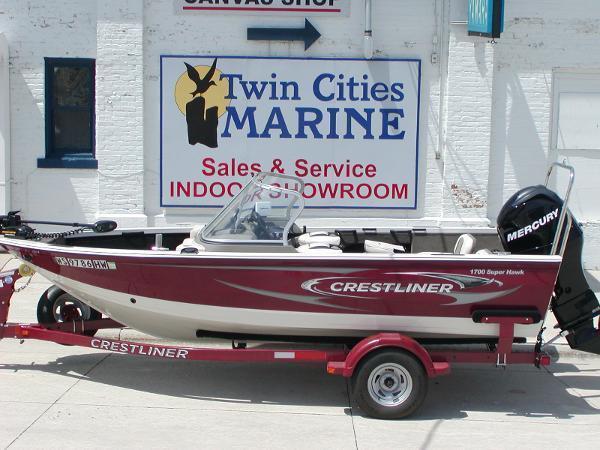 2012 Crestliner 1700 SUPER HAWK