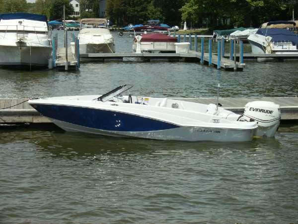 2012 Glastron GT 160 BR