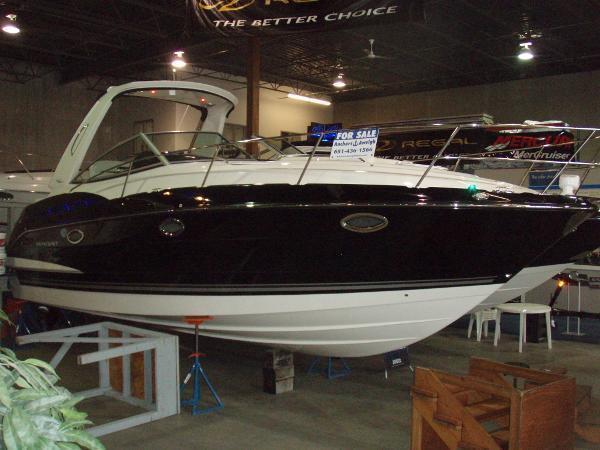 2012 Monterey 320 Sport Yacht