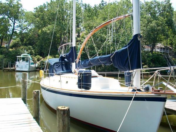 1985 Herreshoff Cat Ketch 38