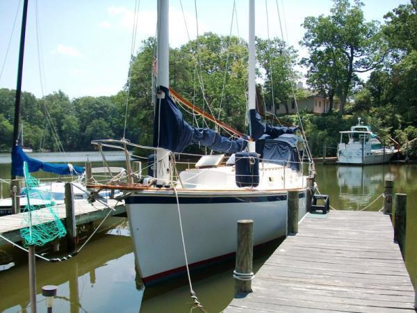 1985 Herreshoff Cat Ketch 38