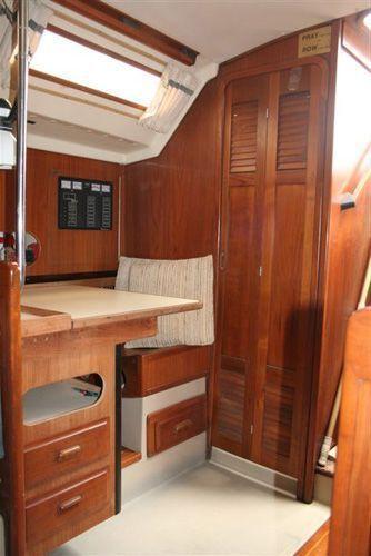 1985 O'Day (Tri-stateroom / shoal draft model)