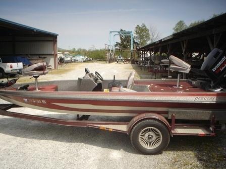 1986 Pro Craft Fishing Boat 1750V