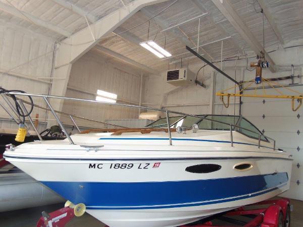 1986 Sea Ray 210 Cuddy Cabin