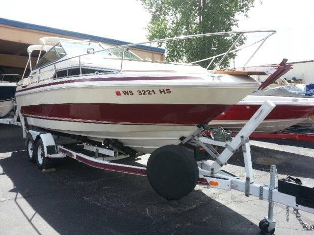 1986 Sea Ray 230WE