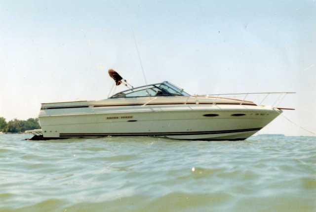 1986 Sea Ray 270 AJ