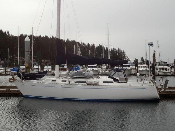 1987 Freedom Yachts 36 Sloop