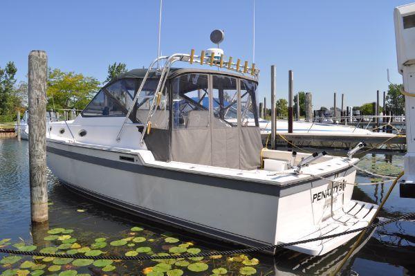 1987 Luhrs 35 Alura w/Bow-Thruster