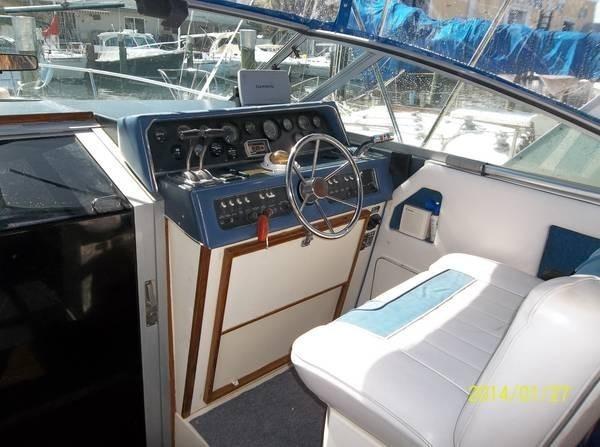 1987 Sea Ray 300 Weekender