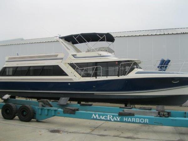 1989 Bluewater 55 Coastal Cruiser