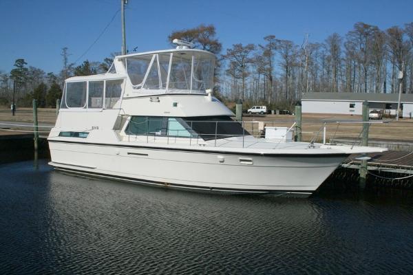 1989 Hatteras 40 Double Cabin in At Our Docks