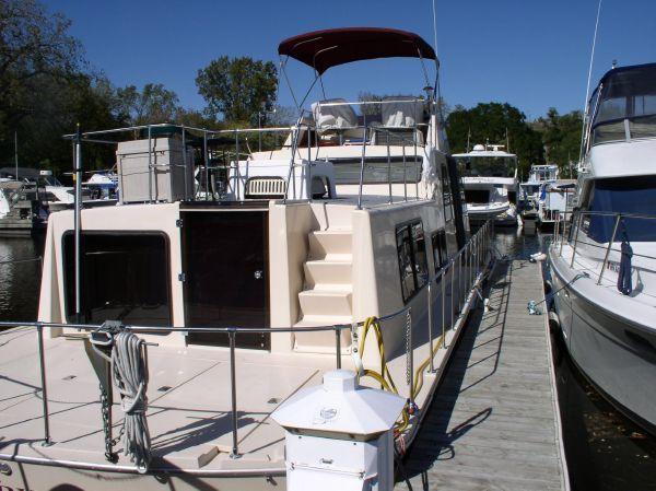 1989 Holiday Mansion 42 Widebody Houseboat repower