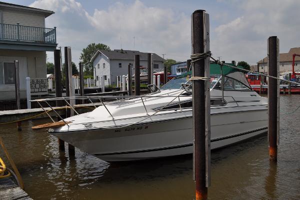 1989 Sea Ray 268 Sundancer