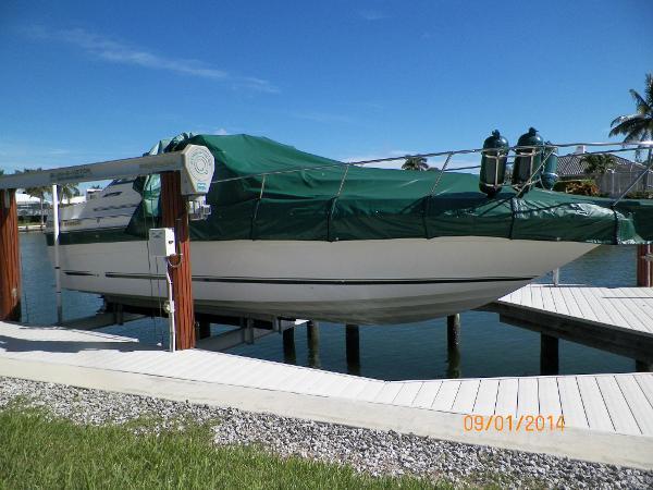 1989 Sea Ray 268 Sundancer