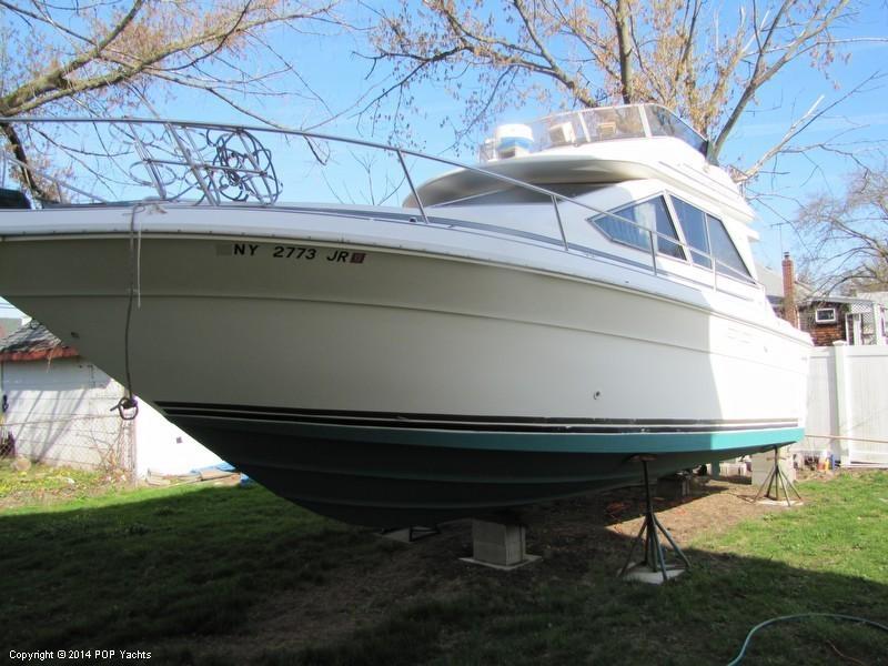 1989 Sea Ray 300 Sedan Bridge