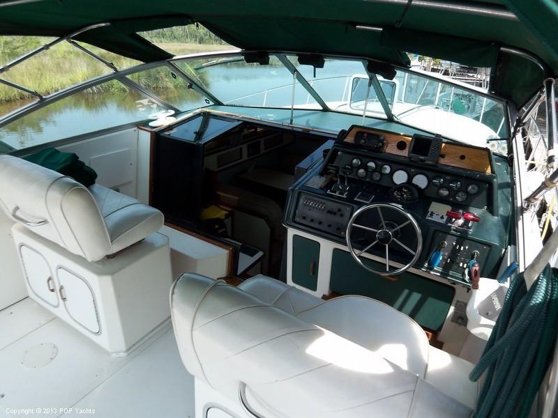 1989 Sea Ray 340 Express Cruiser