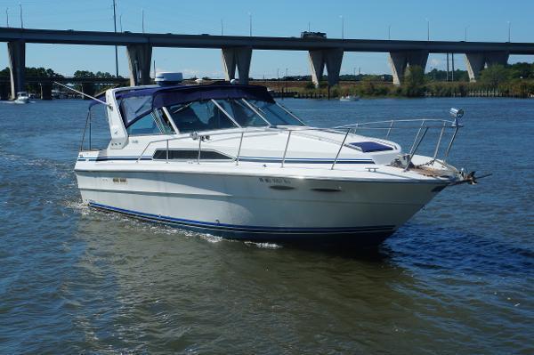 1989 Sea Ray 340 Express Cruiser