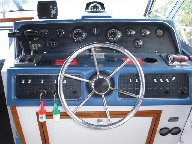 1989 Sea Ray Power 300 WE