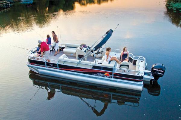 2012 Sun Tracker Fishin' Barge 24 DLX w/ 25 ELPT FourStroke