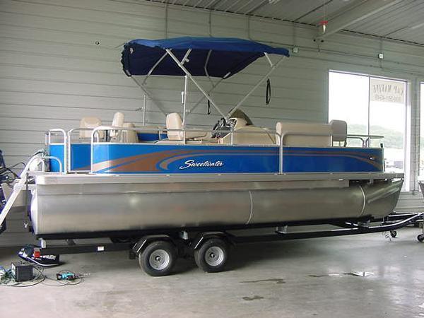 2012 Sweetwater 2286F