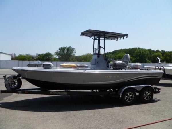 2013 Blue Wave 2200 PURE BAY
